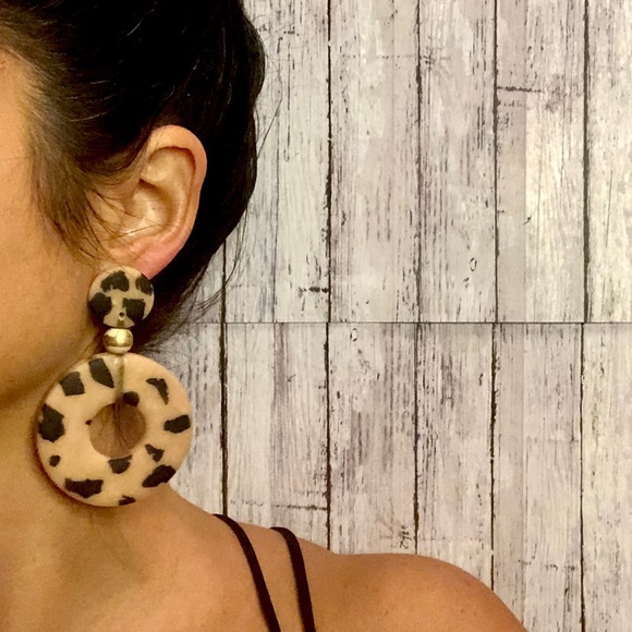 Meet your Posher, Dargan - Picture 3 of 6